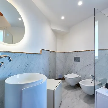 Apartamento Nazionale Skyloft -luxury Penthouse *